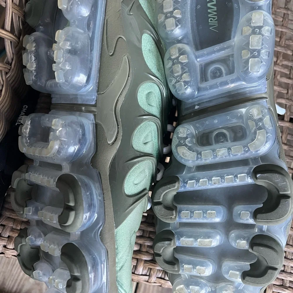 VaporMax - Picture 3 of 3